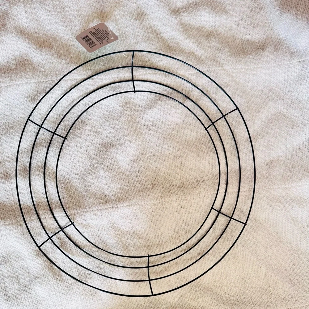 14” Round Metal Wire Wreath Ring Form for DIY Floral Wreaths Arts & Crafts NWT